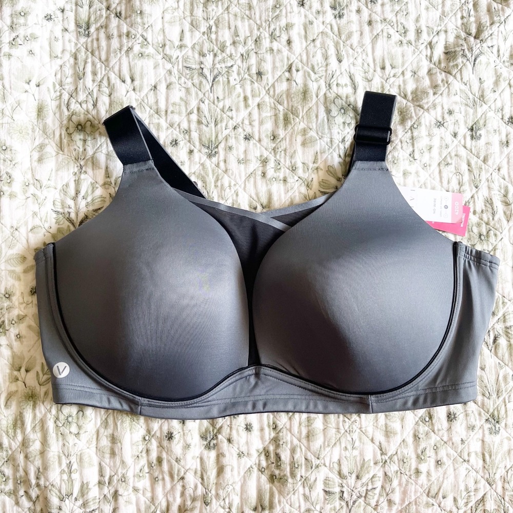 Livi‎ Lane Bryant Gray Wireless Sports Bra Medium Impact 42DD New With Tags